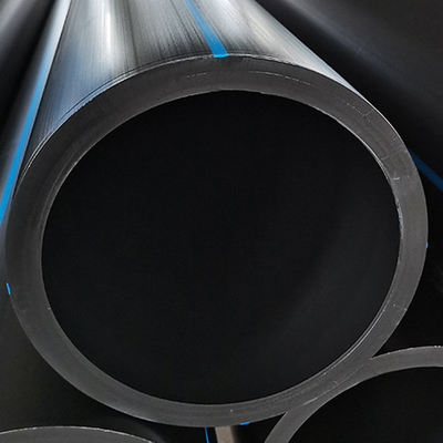 Синяя или черная водопроводная труба из HDPE с голубыми полосками для коррозионностойкого водоснабжения и водоотведения